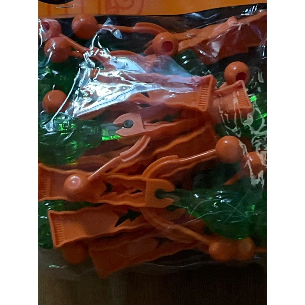 Walmart Party Favor Rattler 12 Count Orange Green Plastic Noisemakers 280L-HT-12
